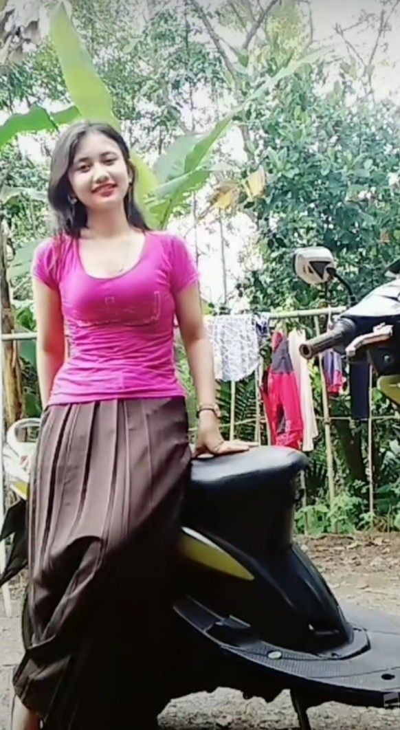 Terbaru Indo 2025 Terbaik 10 Video Wiwik Fyp Baju Dinas Merah Gemoy Paha Tompelen Tenggelam Dalam Hasrat One For All Indonesia Trending Official Abg SMP