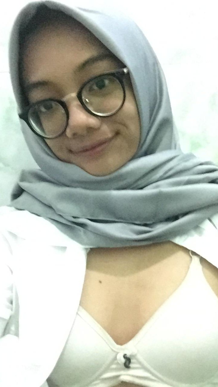 Indonesia Viral Sma 2026 Terbaru Abg Indo Bu Dokter Ukhti Solehah Wiwik Rekan Sejawat Jadi Pusat Perhatian Global Trending Top 10 New