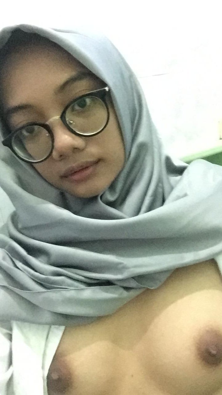 Top 5 Lagi Video Viral 2026 Trending Indonesia Top 10 Viral Terbaru Pesona Pelajar Cantik Berhijab One for All Jengking Ceer di Duburnew Global 2025 Official Sawit Viral 62